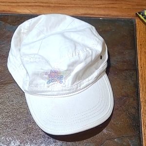 White sequined star embellished hat with visor